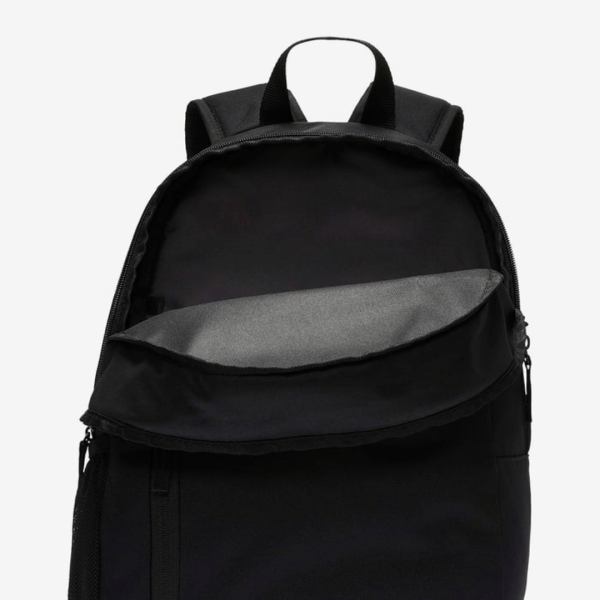 Nike Backpack 20L Classic Kids - Imagen 4